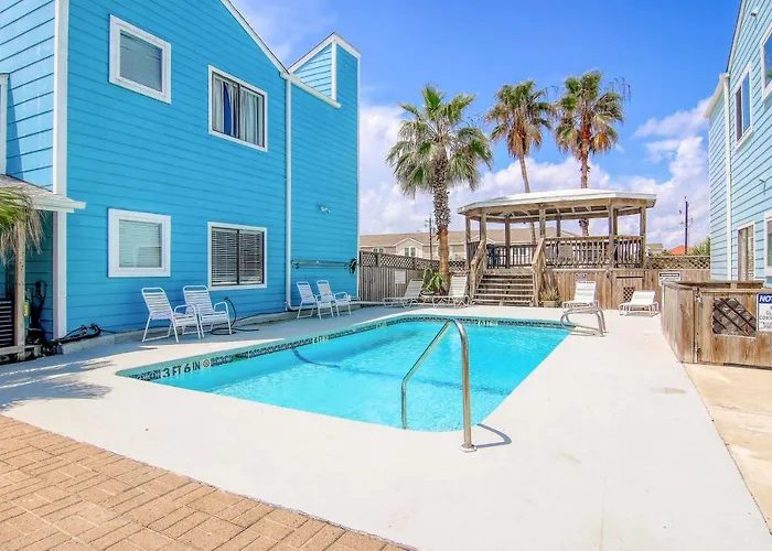 Lyla\'S Beach Getaway